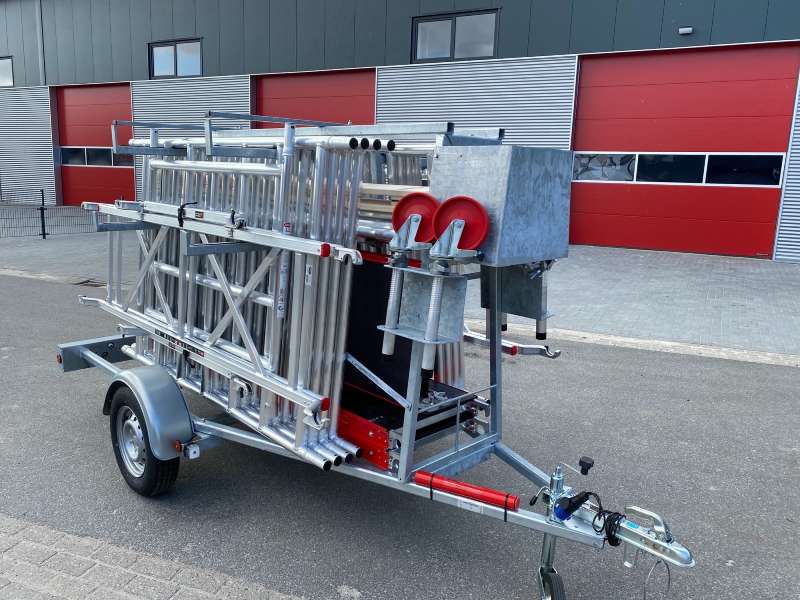 altrex steigeraanhanger met rolsteiger